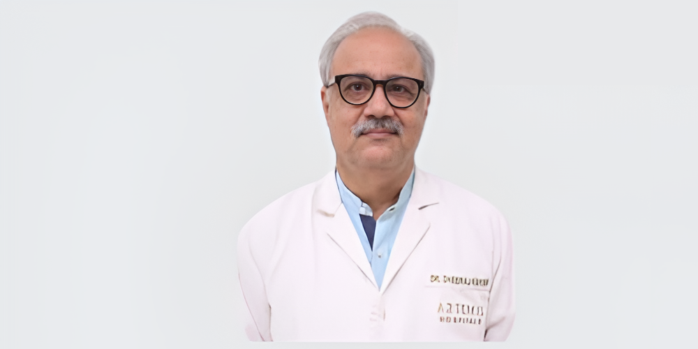 Dr. Dheeraj Kapoor